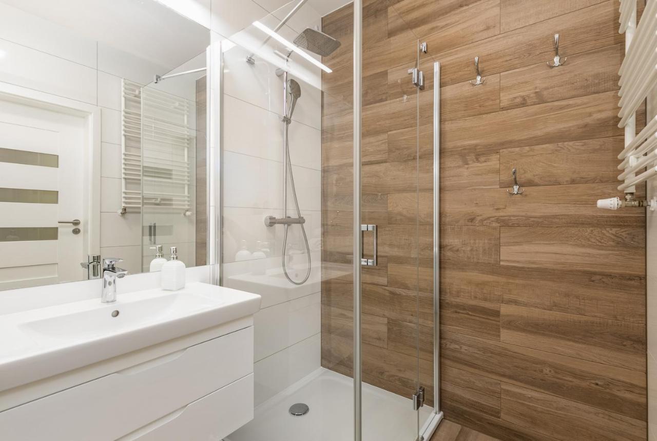 Luxurious Apartment Nadmorskie Tarasy Kolobrzeg By Renters Prestige Εξωτερικό φωτογραφία