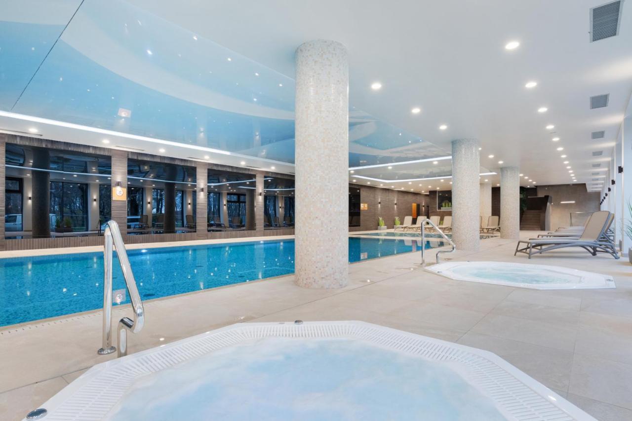Luxurious Apartment Nadmorskie Tarasy Kolobrzeg By Renters Prestige Εξωτερικό φωτογραφία